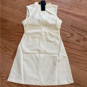 Lioness yellow dress thumbnail 3