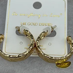 NWT 14K GP “ gold plated Do everything in Love “ quilt hoops thumbnail 4