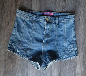 Edikted jean shorts thumbnail 1