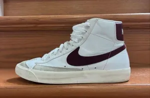 Nike Blazer Mid 77 White Team Red Sneakers Classic Vintage Style Shoes thumbnail 2