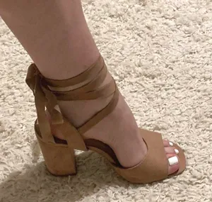 Steve Madden Kenny Camel Tie Up Sandals 7.5 thumbnail 1