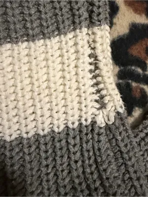 2000s vintage style 2011 aeropostale gray and white striped hooded knit cardigan thumbnail 9