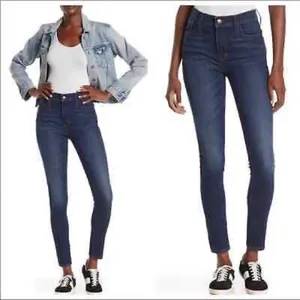 ✨ HP✨Madewell 9” Mid Rise Skinny Jeans✨ thumbnail 2