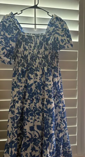 Blue and white dress Size XS thumbnail 1