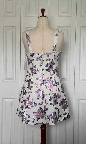 City Vibe NWT Junior Size L Floral Print Scuba Fit&Flare Mini Dress White Lilac Pink thumbnail 6