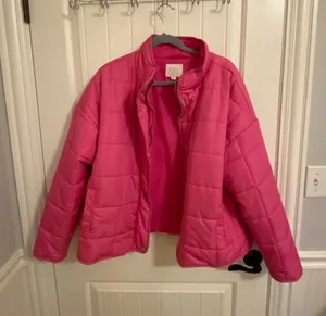 Quilted hot pink jacket Size XL thumbnail 1