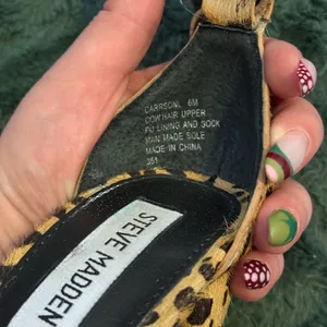 Steve Madden calf hair leopard print heels thumbnail 6