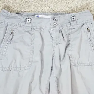 Gap capris thumbnail 2