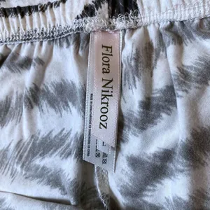 Flora Nikrooz Women’s Zebra Print Pajama Set thumbnail 4