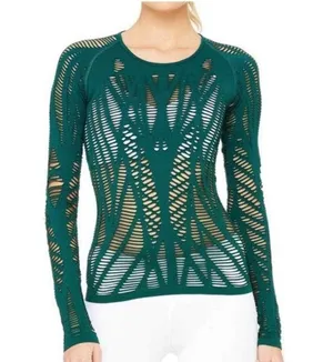 Alo Yoga wanderer long sleeve top - green shirt thumbnail 1