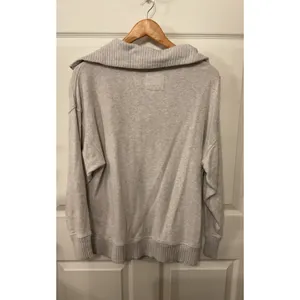 Aerie Down to Earth 1/4 Zip Sweatshirt Women's XS Gray Oversized Pullover thumbnail 9