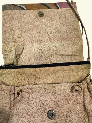 Magnifique Vintage Abstract Hand Painted Genuine Leather Flap Crossbody Bag thumbnail 7