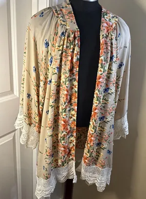 Umgee Cardigan Kimono Boho Floral Sz M/L Open Front Duster Coverup Gypsy thumbnail 1