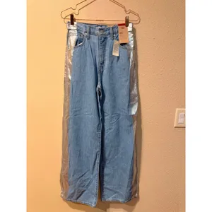 Levi's Womens Jeans 25 Blue Silver Cinch Baggy Metallic Side Stripe High Rise thumbnail 3