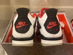Air Jordan Nike Jordan Retro 4 thumbnail 5