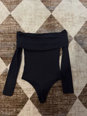 Aritzia Top bodysuit  thumbnail 2