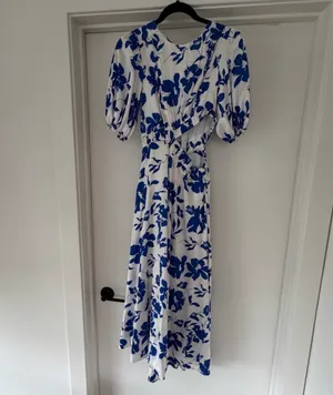 Petal & Pup Midi Dress Satin thumbnail 3