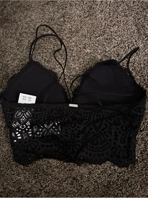 Gilly Hicks Black Lace Bralette Size XS 0518 thumbnail 2