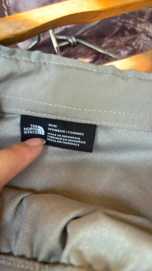 North face Tan Shorts thumbnail 5
