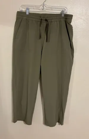 Orvis Women’s Large Olive Green Stretch Pull On Ankle Pants thumbnail 1