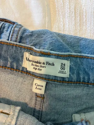 Abercrombie “the mom short” thumbnail 3
