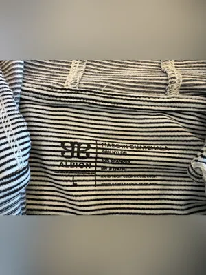 Albion lightweight zip up hoodie sweet stripes size large thumbnail 4