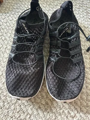 Women's Lightweight Black Athletic Water Shoes thumbnail 3