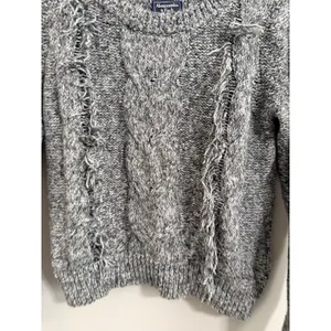 Abercrombie & Fitch Cable Knit Sweater Womens XS Grey Distressed Fringe Marled thumbnail 2