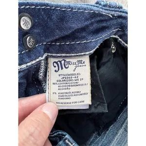 Miss Me Women's Bootcut Jeans Size 28 Blue Rhinestone Studded Flap Pocke… thumbnail 9