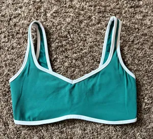 Abercrombie sports bra thumbnail 1