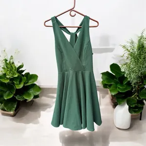 Lulus NWT Wonder Whirl Dark Green Twist Back Skater Dress XL thumbnail 3