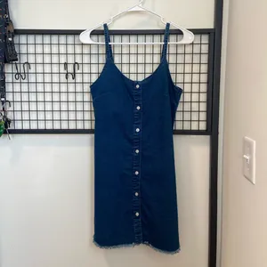 EUC | Vintage women’s denim‎ dress — small thumbnail 2