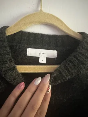 Lane 201 Leftover cozy sweater thumbnail 7
