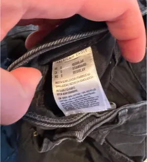 American Eagle Jeans thumbnail 3