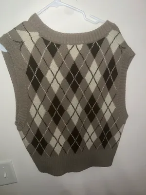 Sweater Vest Tan thumbnail 2