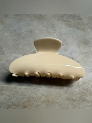 Claw clip thumbnail 2