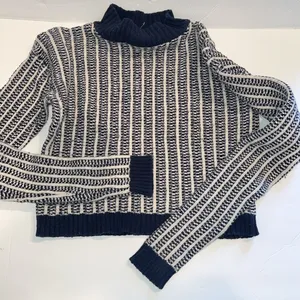 BDG Sweater Womens Small Blue White Long Sleeve Crewneck Crop Top Striped thumbnail 7