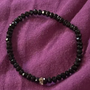 Elegant Black Beaded Bracelet thumbnail 1