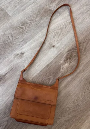 Fossil Brown Leather Purse Bag Crossbody Long Strap thumbnail 1