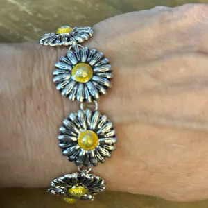 Silver tone sunflower link bracelet thumbnail 1