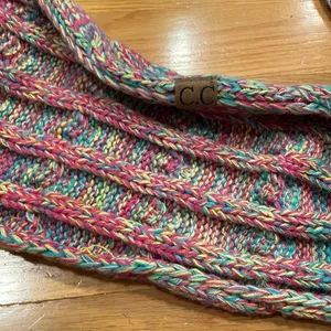 𝅺CC infinity scarf. Good condition thumbnail 2