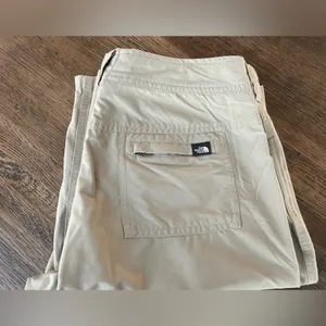 North Face Khaki Shorts hiking walking casual Roll Up Hem - size 4 thumbnail 8