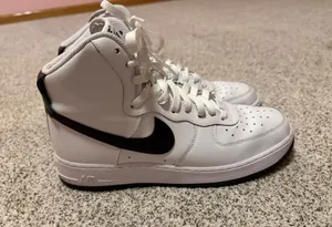 Nike BRAND NEW W Air Force 1 high top thumbnail 1