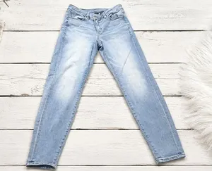 American Eagle AE Forever Soft Light Wash Jeans Size 2 thumbnail 1
