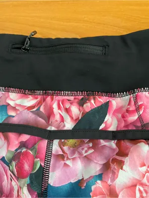 Lululemon Run: Speed Short *4-way Stretch Secret Garden / Black Sz 2 thumbnail 9