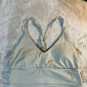 Aerie Women's Medium Support Sports Bra M Cream Racerback thumbnail 1