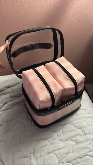 Victoria's Secret Makeup Bag thumbnail 4