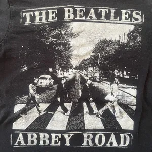 The Beatles Abbey Road 2019‎ Apple Inc T-shirt Size S thumbnail 2