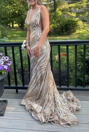 prom dress 22314 gold and silver sequin Size 00 thumbnail 1