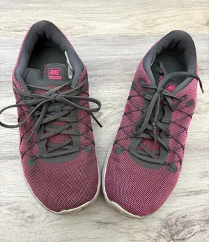 Nike Pink & Gray Women's Fitsole Running Shoes Size 8 thumbnail 1